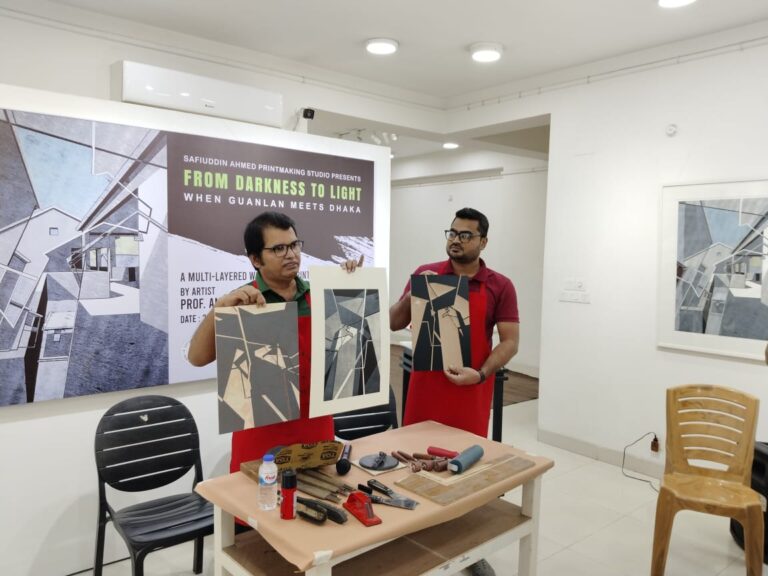 Woodblock printmaking workshop under way at Safiuddin
